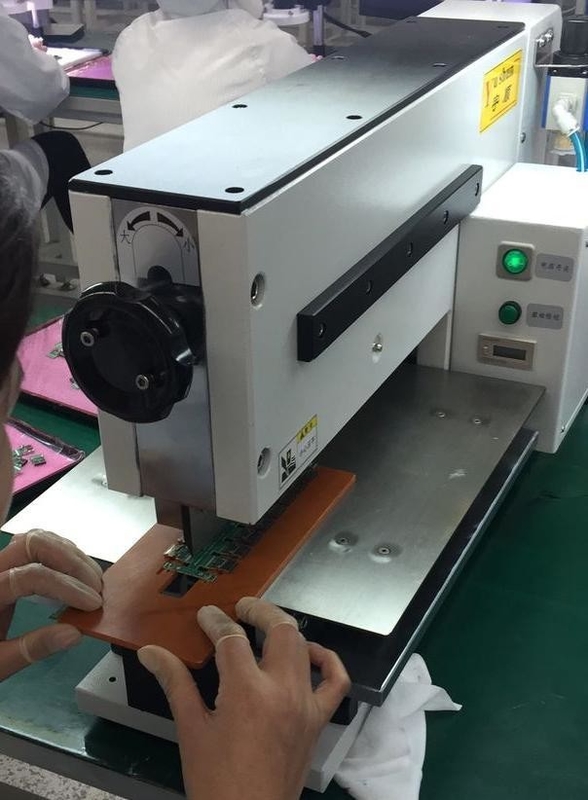 PCB Straight Cutting Knife Pcb Cutting Machine 0.6 - 3.5 Mm Thickness